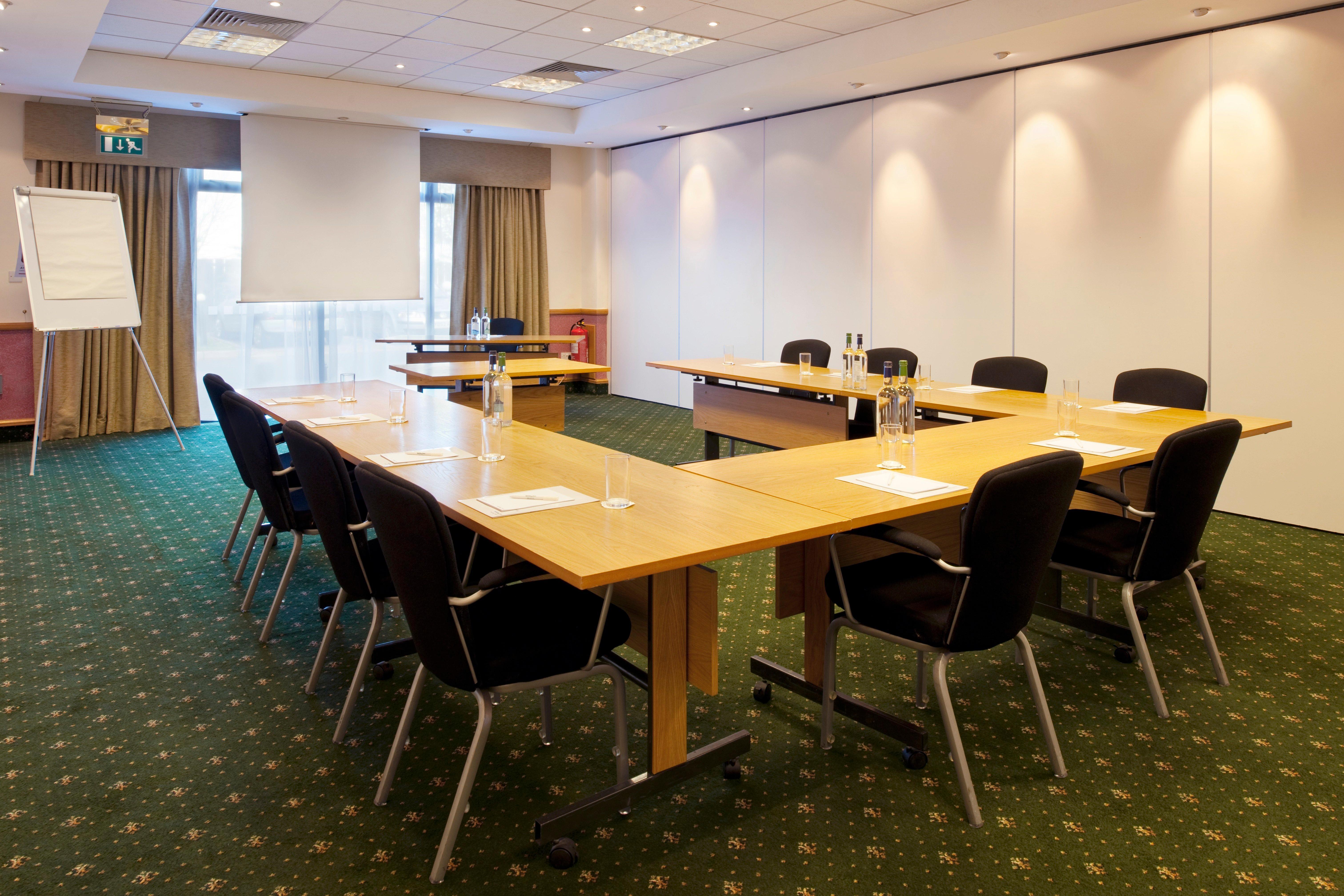 Holiday Inn Glasgow - East Kilbride By Ihg Exterior photo